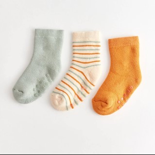 پک ۳تایی جوراب حوله ای استپ دار السی🍁